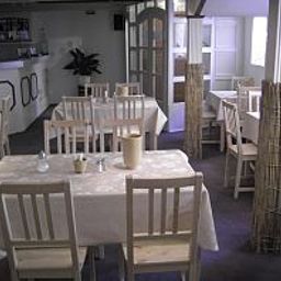Breakfast room Neun 3/4 Fotos