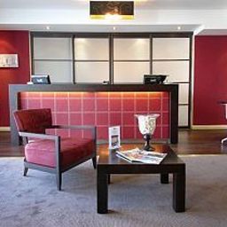 Park & Suites Prestige Genève Divonne Les Bains ( ex Home Business Geneve Airport) Divonne-les-Bains