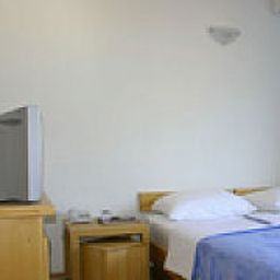 Room Demadino Fotos