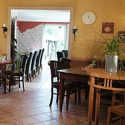 Frühstücksraum im Restaurant Airport Inn Landhotel Fotos