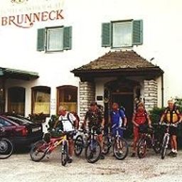 Vista esterna Brunneck Alpenhotel Fotos