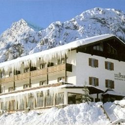 Vista esterna Brunneck Alpenhotel Fotos