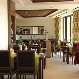Sala de desayuno en el restaurante Zeiskamer Mühle Neubau Fotos