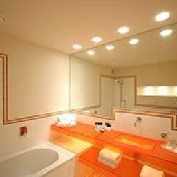 Bathroom UNA Hotel Versilia Hotel & Wellness Fotos