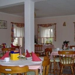 Salle du petit-déjeuner située dans le restaurant Hansen Pension Fotos