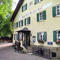 Exterior view Der Obere Wirt zum Queri Fotos