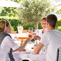 Terrasse Walsers Landhotel Fotos
