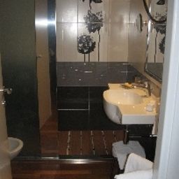 Camera da bagno Montelago Hotel Residence Fotos