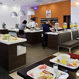 Sala de desayuno en el restaurante ibis Beijing Sanyuan Fotos