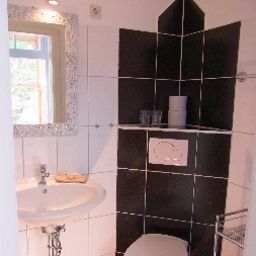 Badezimmer Herrenhaus Salderatzen Fotos