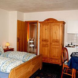 Zimmer Stefanie Pension Haus Fotos