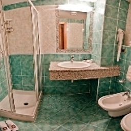 Salle de bains Savoy Palace TonelliHotels Fotos