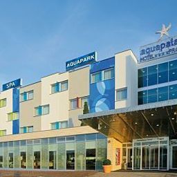 Exterior view Aquapalace Fotos