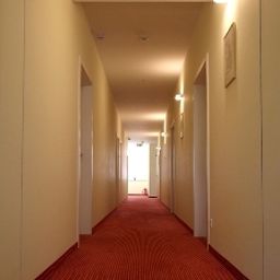  Am Charlottenplatz Fotos