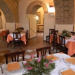 Frühstücksraum im Restaurant Domus Carmelitana S. Alberto Religious Guest House Fotos