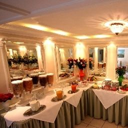 Frühstücksraum Villa am Waldschlösschen Pension in Elbnähe Fotos
