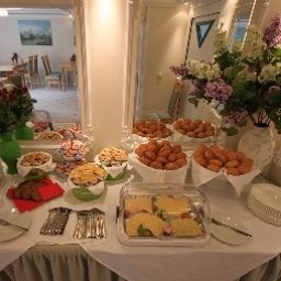 Frühstücksraum Villa am Waldschlösschen Pension in Elbnähe Fotos