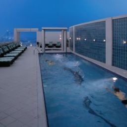 Piscine Holiday Inn DUBAI - AL BARSHA Fotos