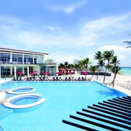 Exterior view Azul Fives Fotos