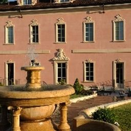 Außenansicht Castello Dal Pozzo Fotos