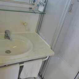 Badezimmer Wolkenhauer Garni Fotos