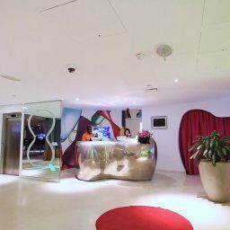 Reception myhotel Brighton Fotos