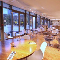 Sala colazione nel ristorante myhotel Brighton Fotos