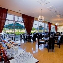 Buffet Victor  Pruszków by DeSilva Fotos