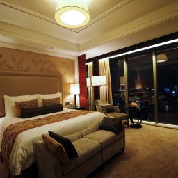 Suite Wyndham Grand Plaza Royale Oriental Fotos