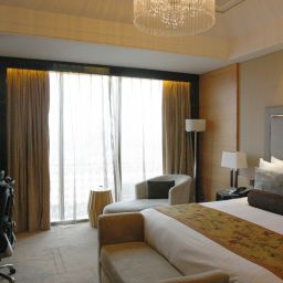 Business-Zimmer Wyndham Grand Plaza Royale Oriental Fotos