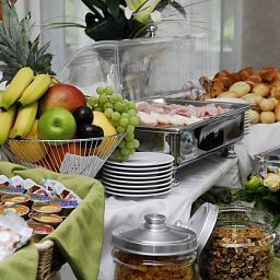 Buffet Chalet del Lago La Magnolia Fotos