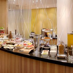Buffet Radisson Blu Airport Fotos