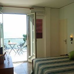 Habitación Jonic Hotel Mazzaro Fotos