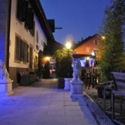 Vista exterior Galion's Pub & Hotel Fotos