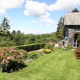 Exterior view Ravenstone Manor and Restaraunt Fotos