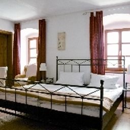 Außenansicht Gutshof Mengersdorf Fotos