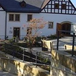 Außenansicht Gutshof Mengersdorf Fotos