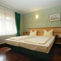 Room Hoepfner Burghof Fotos