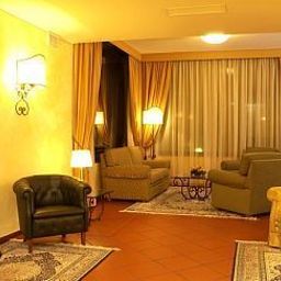 Hall Guesia Village Hotel Fotos