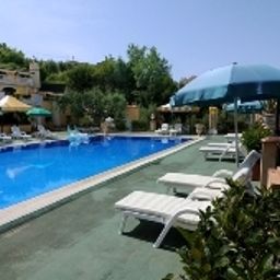 Piscina La Colombaia Fotos