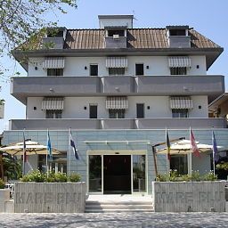 Widok z hotelu Mare Blu Fotos