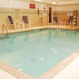 Pool GA  Savannah Historic District Country Inn & Suites By Carlson Fotos