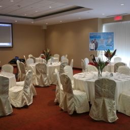 Sala banchetti Holiday Inn Express Hotel & Suites MONTREAL AIRPORT Fotos