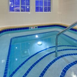 Pool Candlewood Suites BISMARCK Fotos