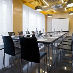 Sala de reuniones NH Las Tablas Fotos