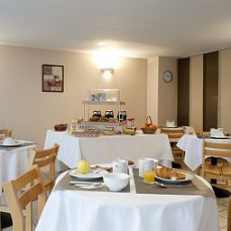 Frühstücksraum Sejours et Affaires Annecy Le Pont Neuf Apparthotel Fotos