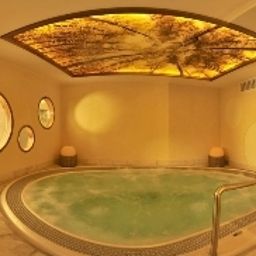 Area wellness Touring Fotos