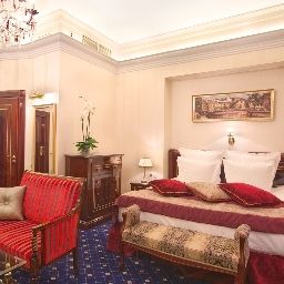 Golden Triangle Boutique-Hotel St. Petersburg