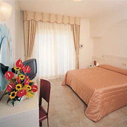 Habitación Grand Hotel Gallia Fotos