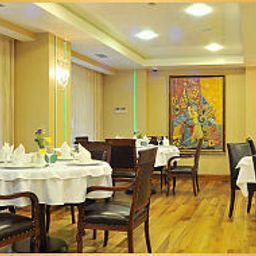 Breakfast room within restaurant Zagreb Fotos